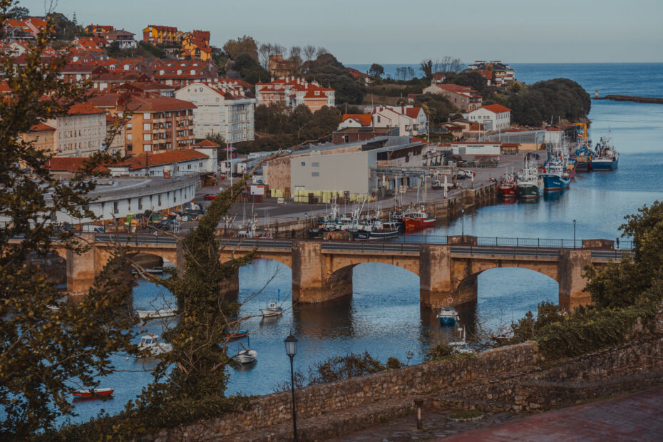 Puente de la Barquera (1)